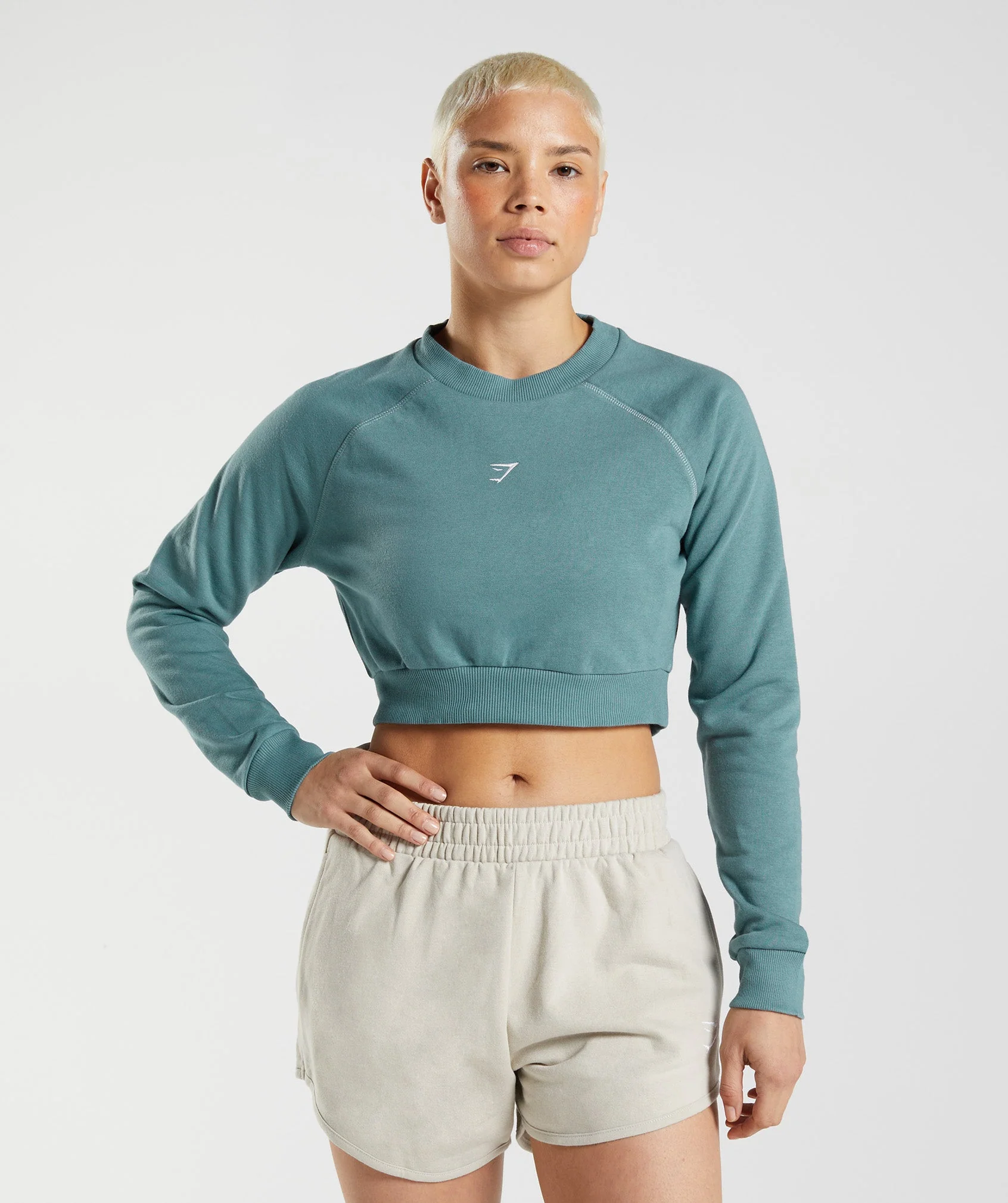 Gymshark Training Crop Sweater - Charred Blue