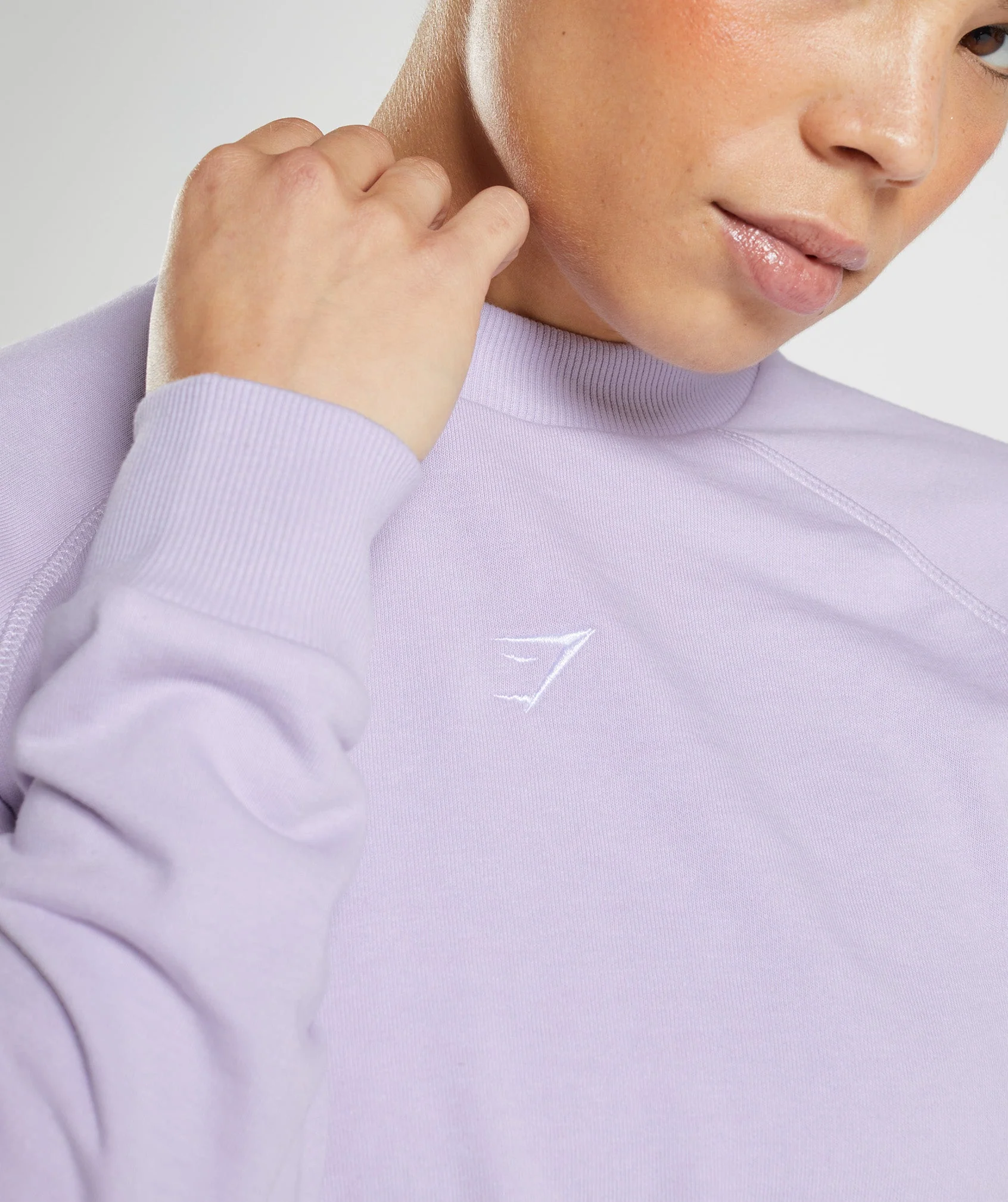 Gymshark Training Crop Sweater - Soft Lilac - Image 3