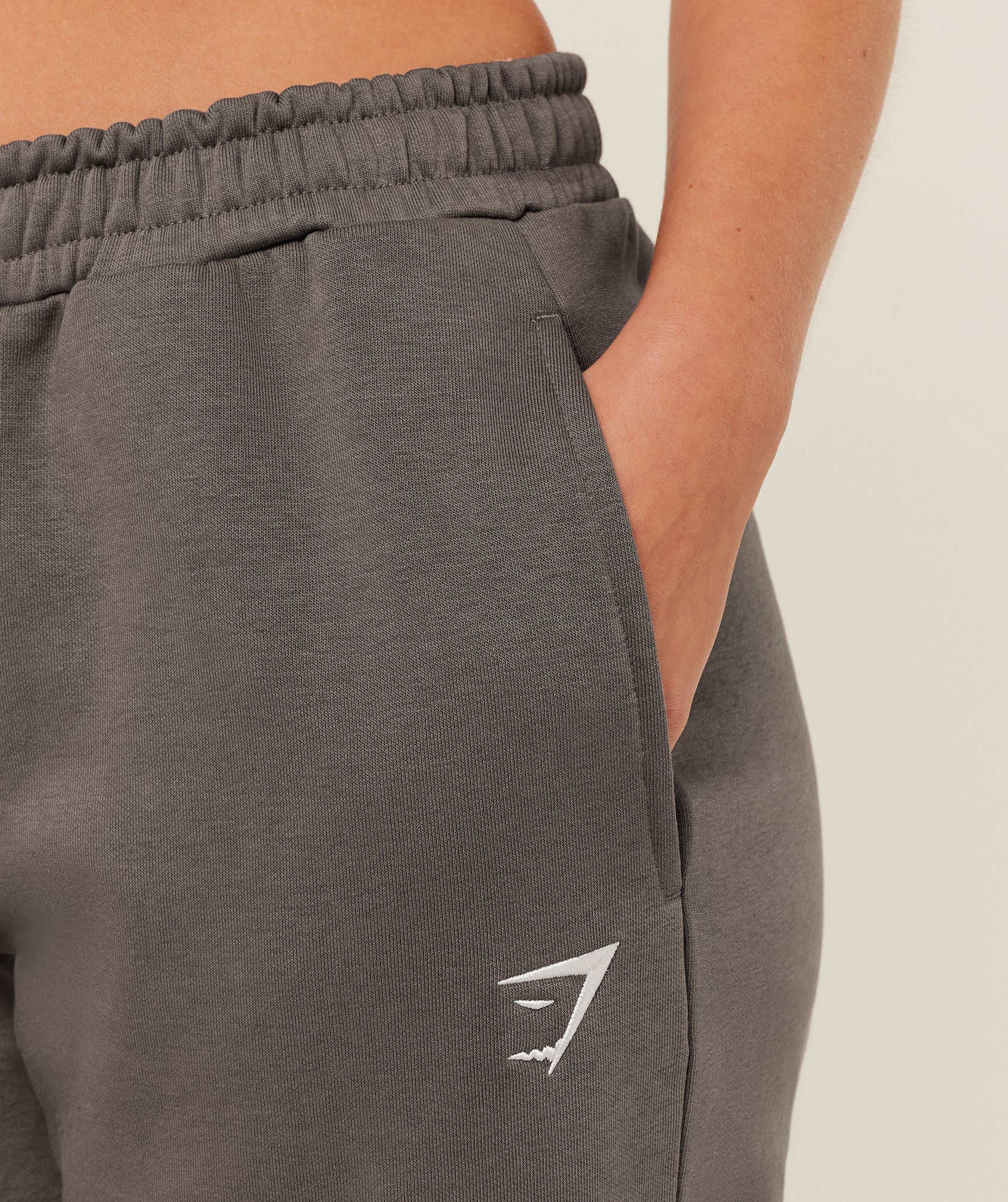 Gymshark Training Regular Fleece Joggers - Cool Brown - Image 5
