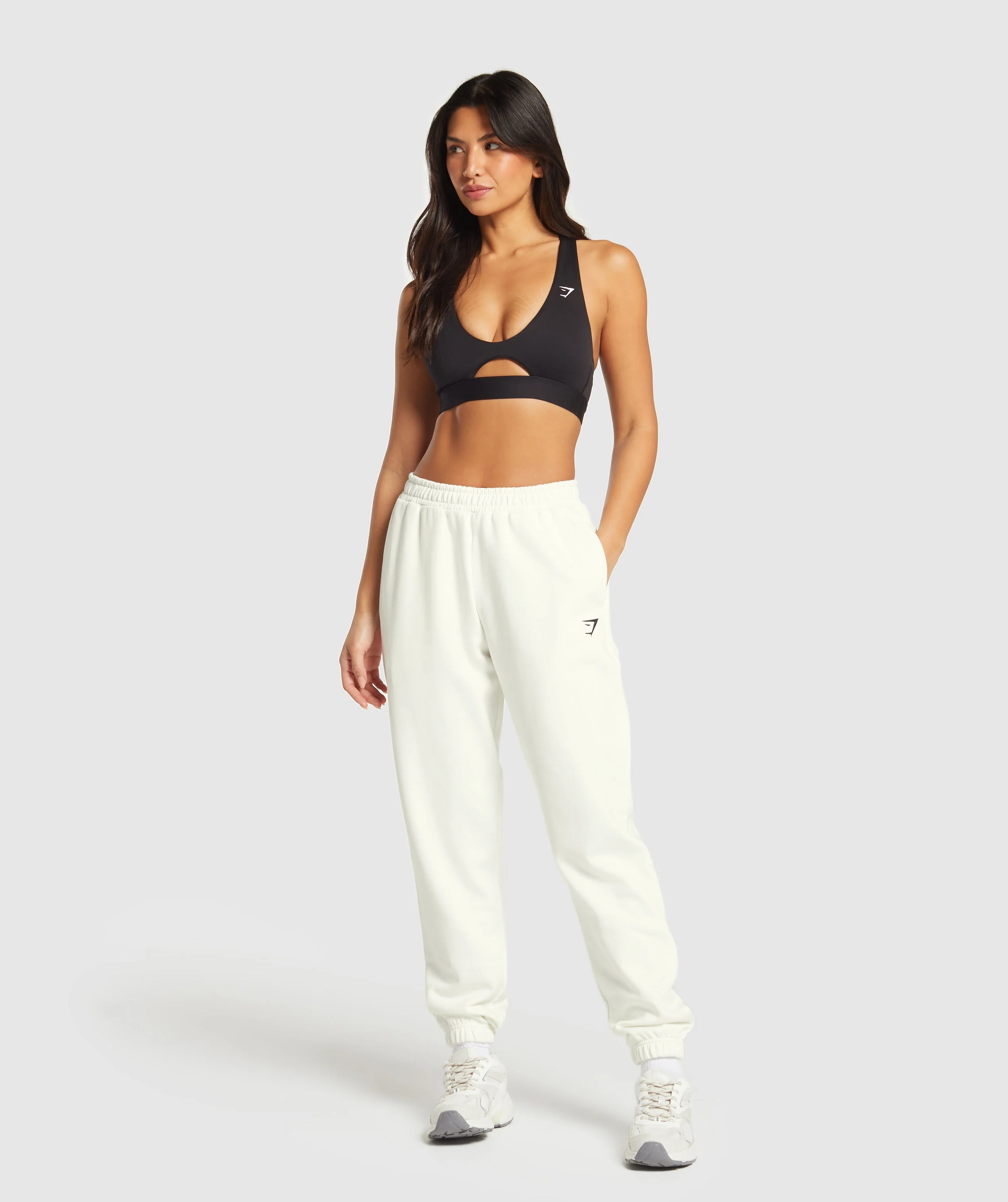 Gymshark Training Regular Fleece Joggers - Soft White - Image 4