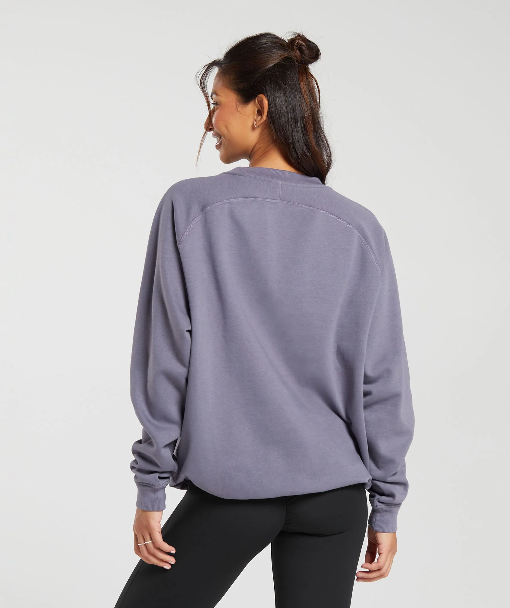 Gymshark Training Oversized Fleece Sweatshirt - Dewberry Purple - Image 2