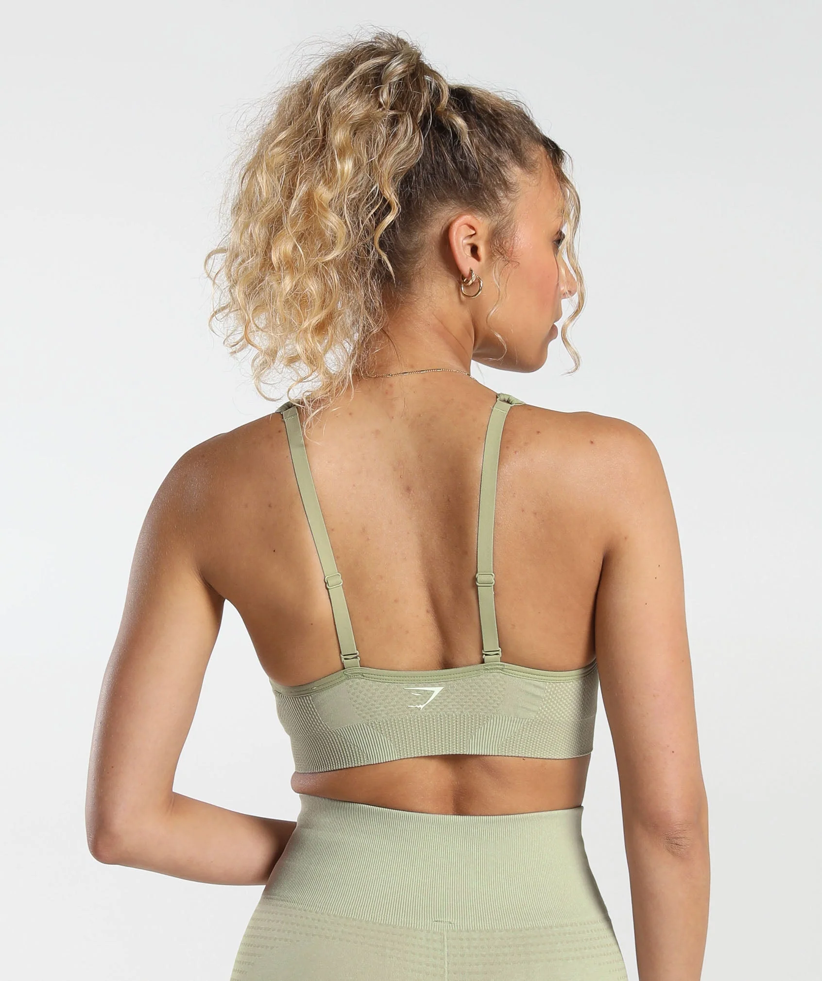 Gymshark Vital V Neck Sports Bra - Light Sage Green Marl - Image 2