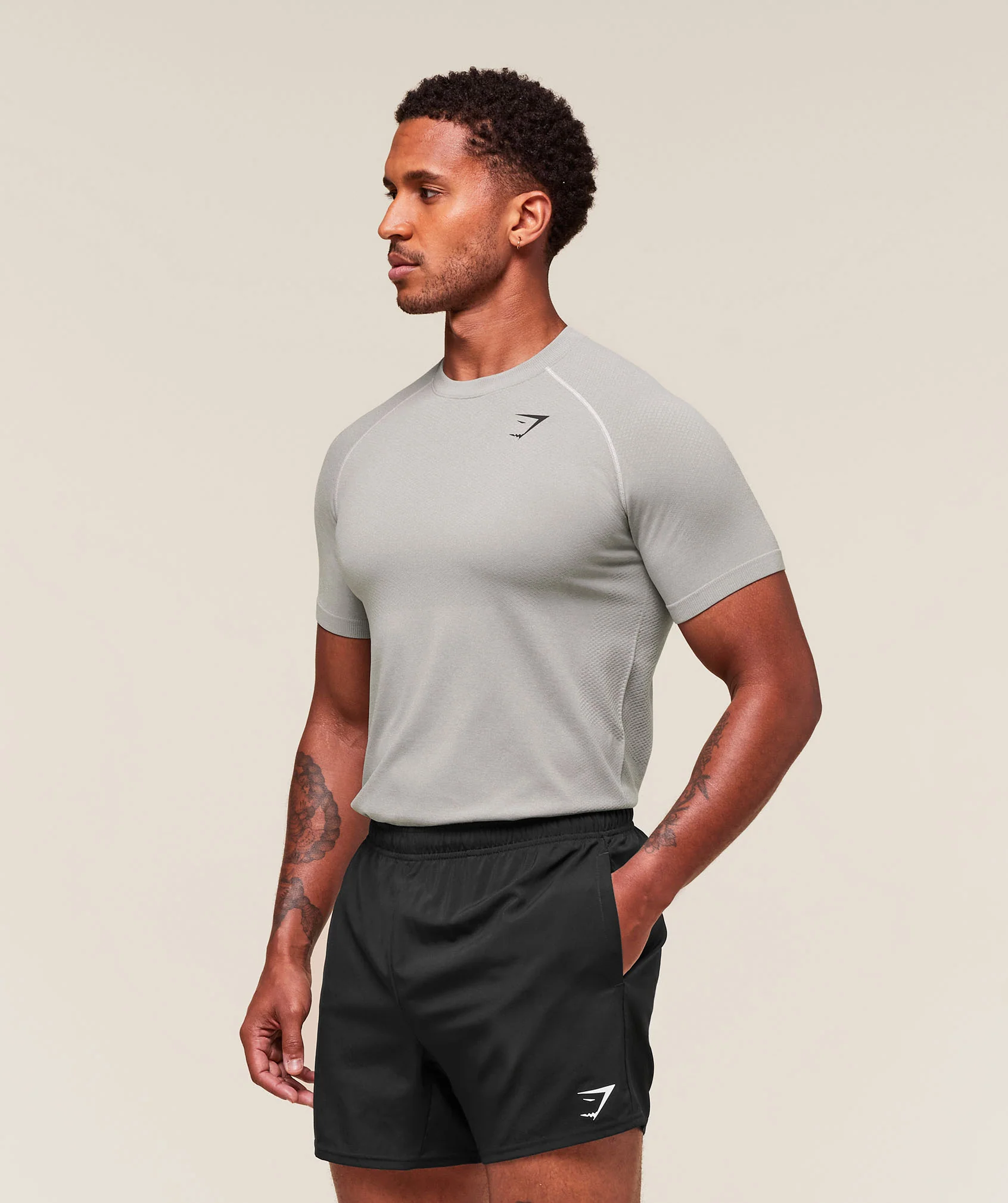 Gymshark Vital Seamless T-Shirt - Light Grey/Smokey Grey - Image 3