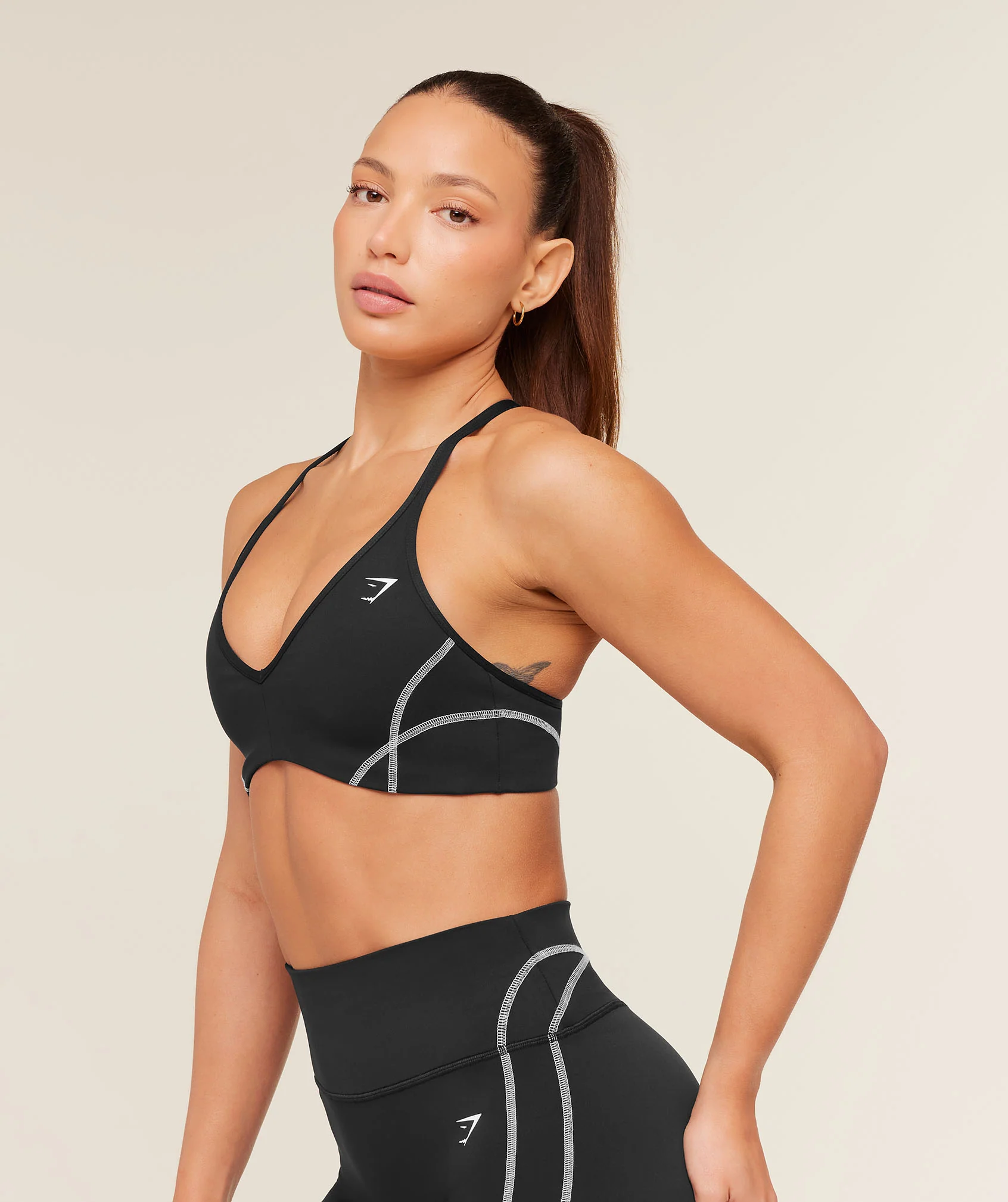 Gymshark Volt Light Support Sports Bra - Black/White - Image 3