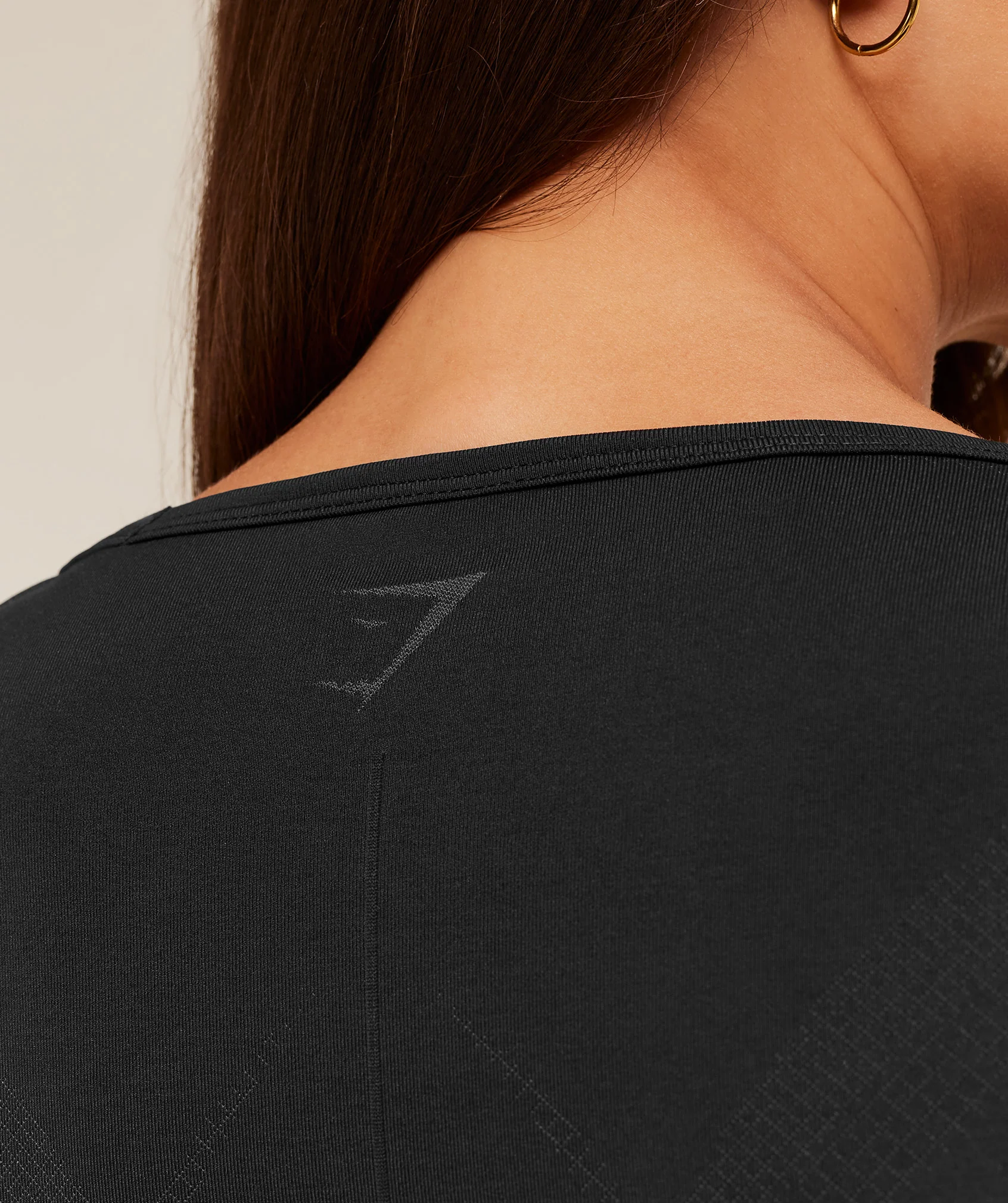 Gymshark Weekend Seamless Short Sleeve Top - GS Black/GS Asphalt Grey - Image 4