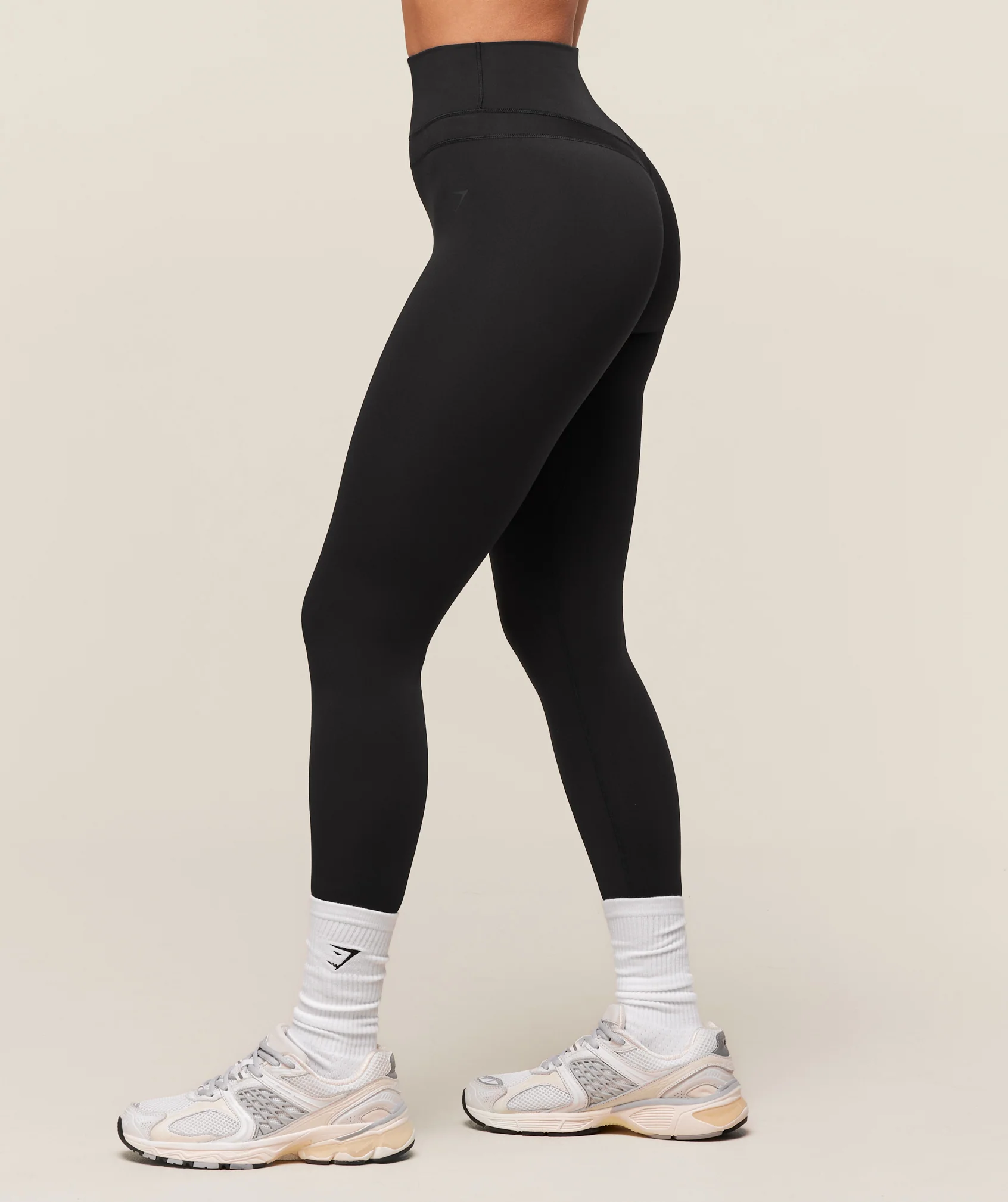 Gymshark Whitney Regular Legging - Black - Image 3