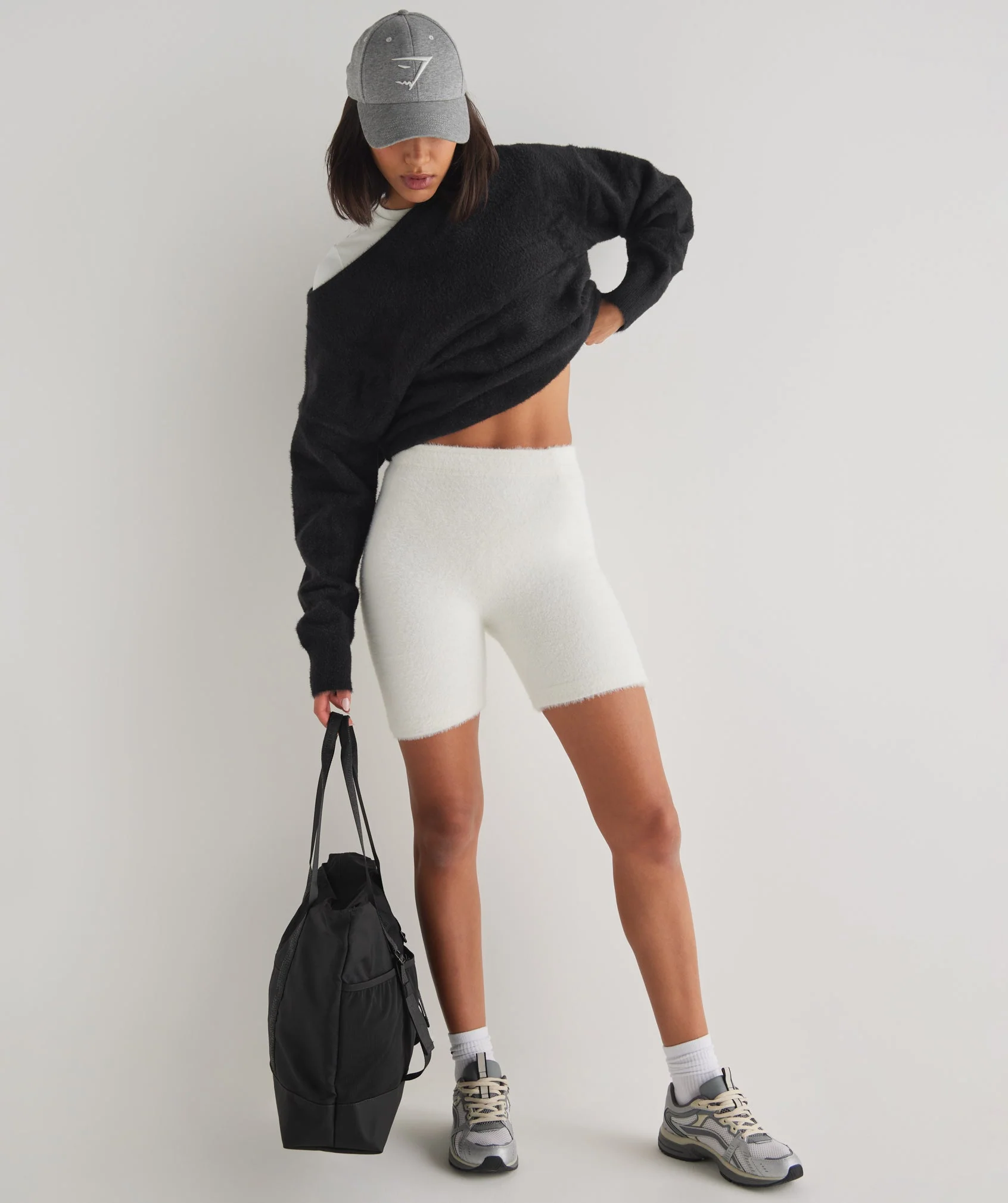Gymshark Whitney Oversized Eyelash Knit Sweater - Black - Image 4
