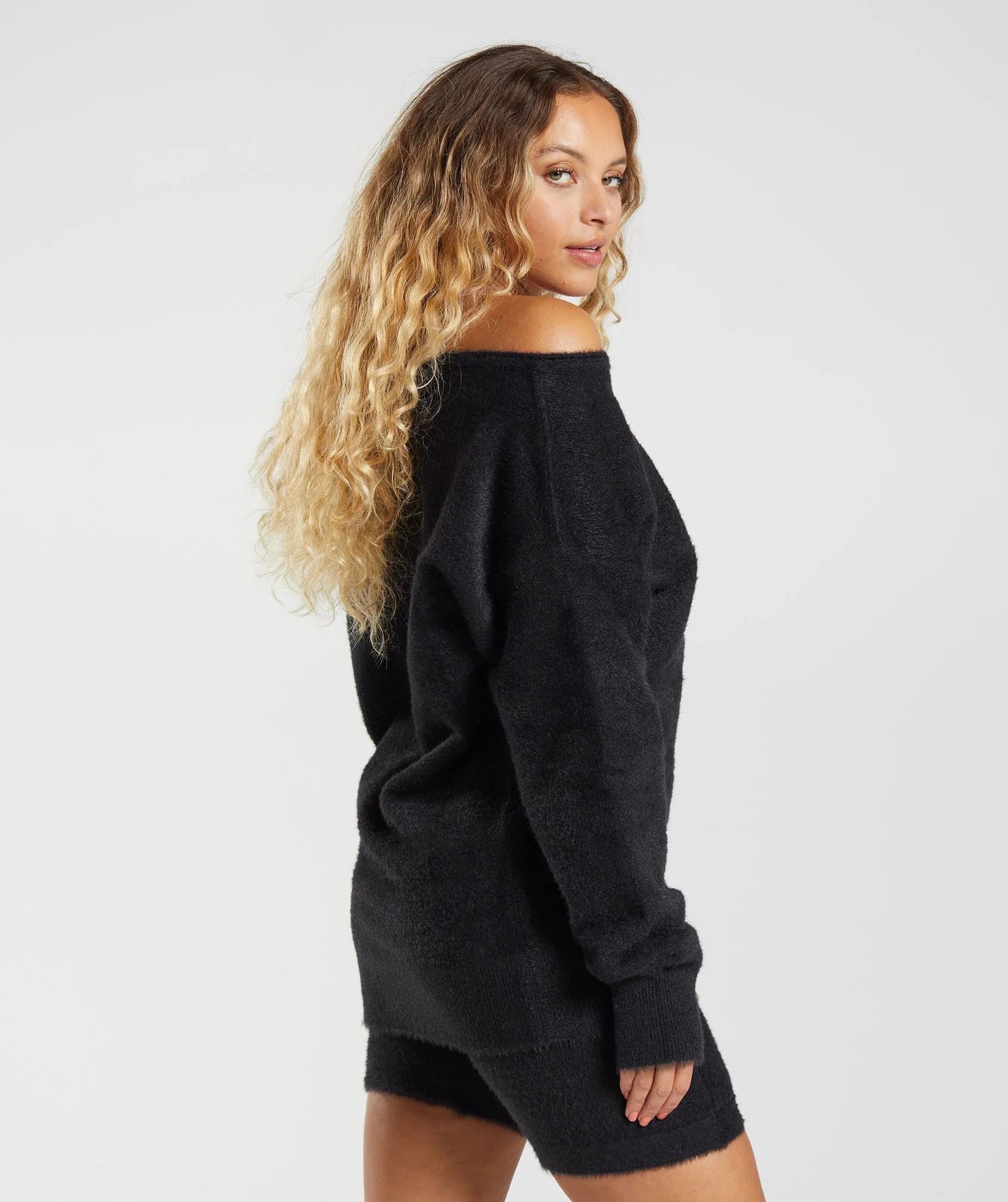Gymshark Whitney Oversized Eyelash Knit Sweater - Black - Image 7