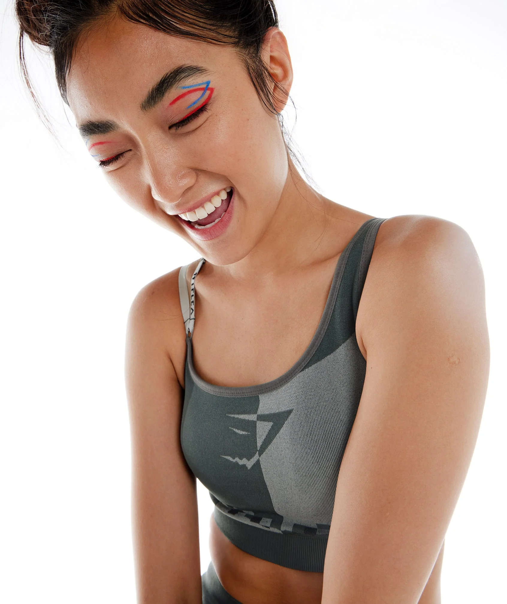 Gymshark Wtflex Cyborg Seamless Sports Bra - Charcoal Grey/Black/Light Grey - Image 6